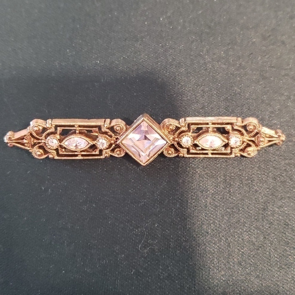 1928 Vintage pin